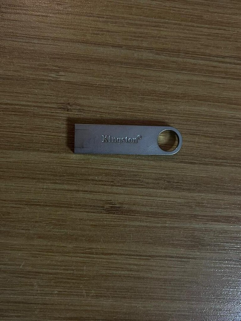 USB FLASH BELLEK 64/32/16/8 - 4