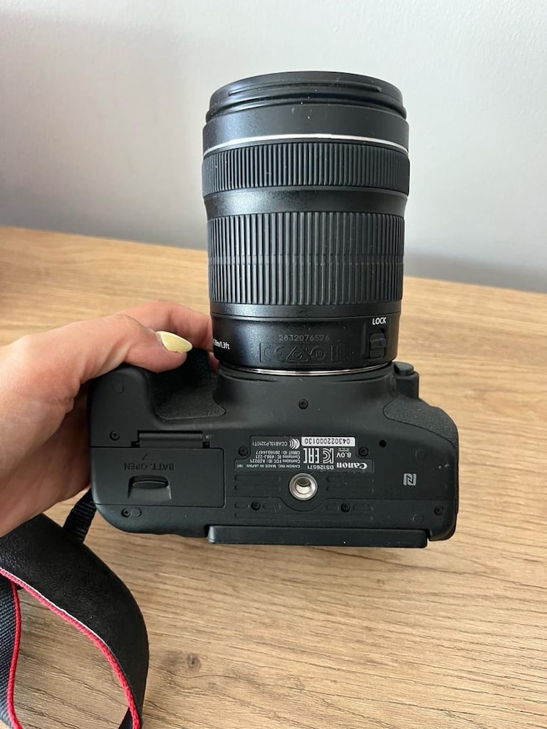 canon EOS 750 D - 5