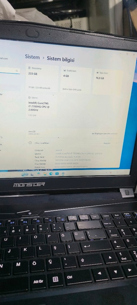 monster abra a5 v11.1.2 250ssd 16 ram 4 GB gardik kartı - 2