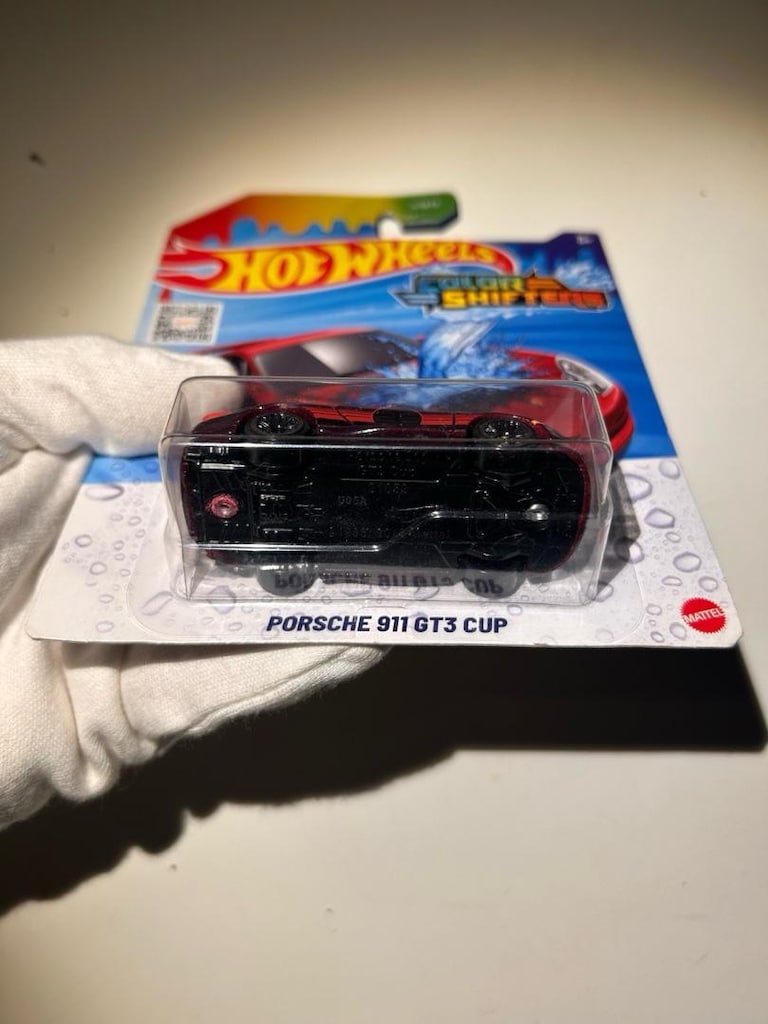 Hot Wheels Porsche 911 GT3 Cup Color Shifters - 5