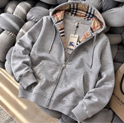 Burberry Fermuarlı Kapüşonlu Hırka