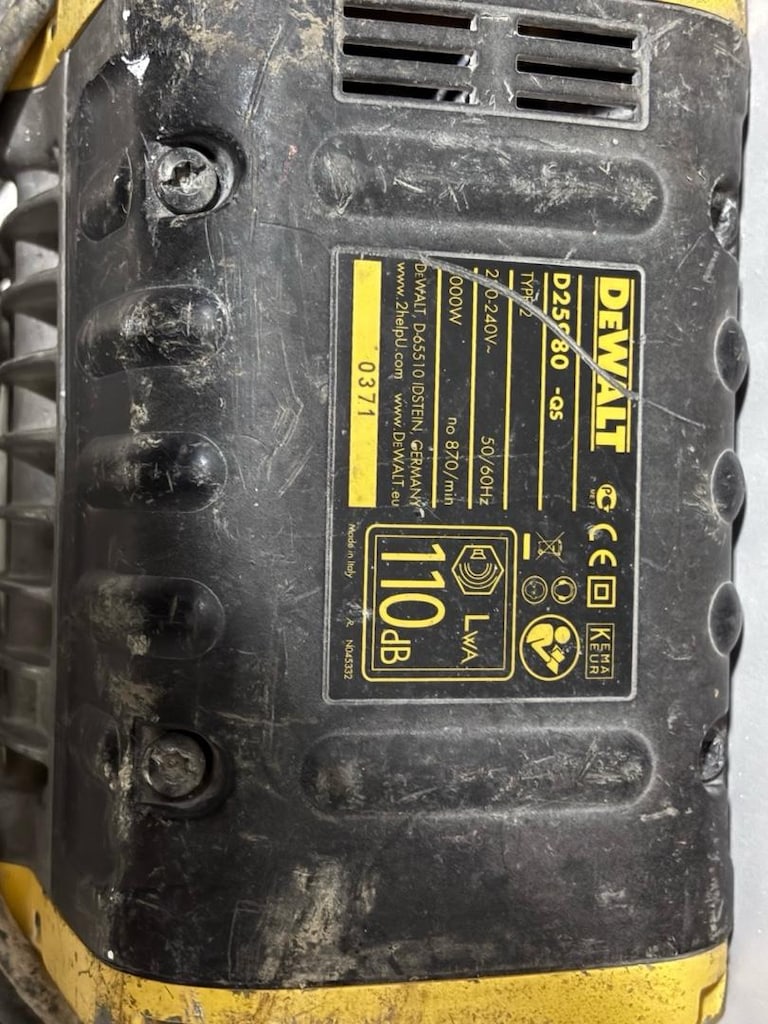 Elektrikli kırıcı Dewalt - 2