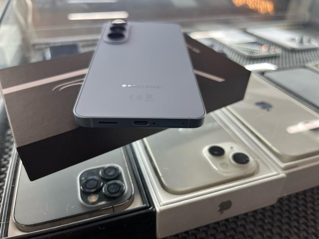 Samsung S26 256 1 Aylık Nokta Hatasız - 5
