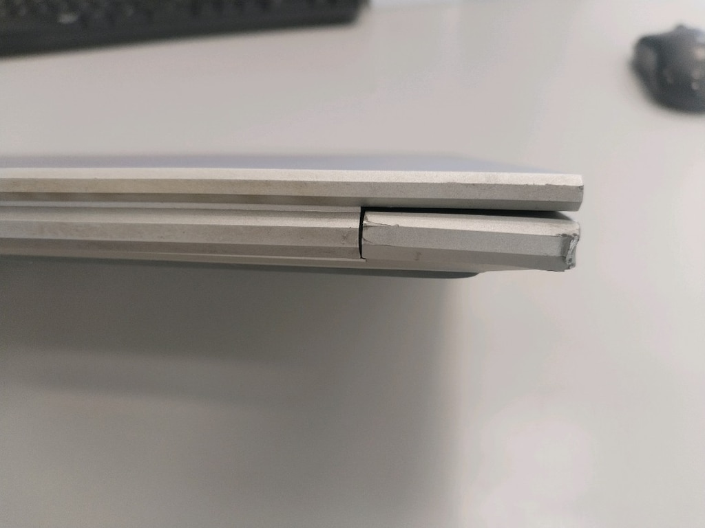 İlk gelene Uygun fiyata vereceğim. HP EliteBook 860 g9 - 8