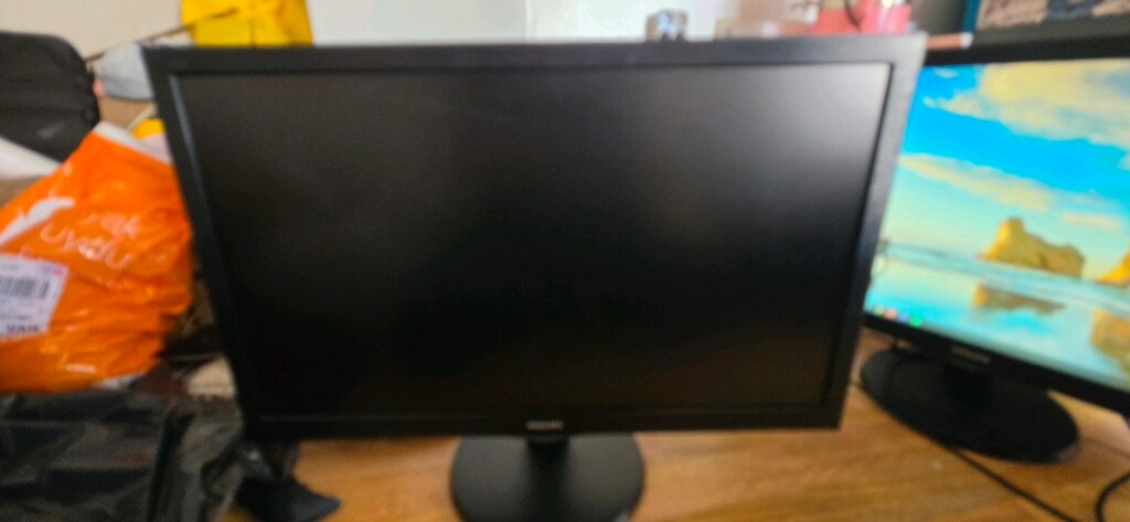 Philips 27" Full HD HDMI Monitör – Temiz ve Sorunsuz - 3