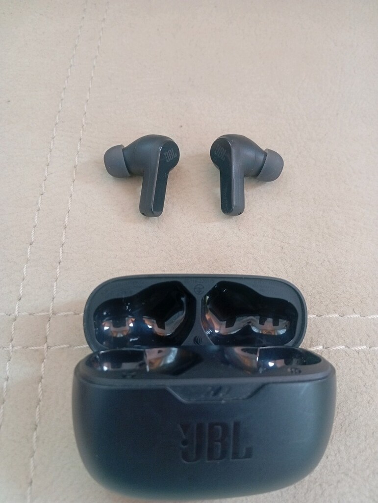 JBL Marka Kablosuz kulaklık - 2