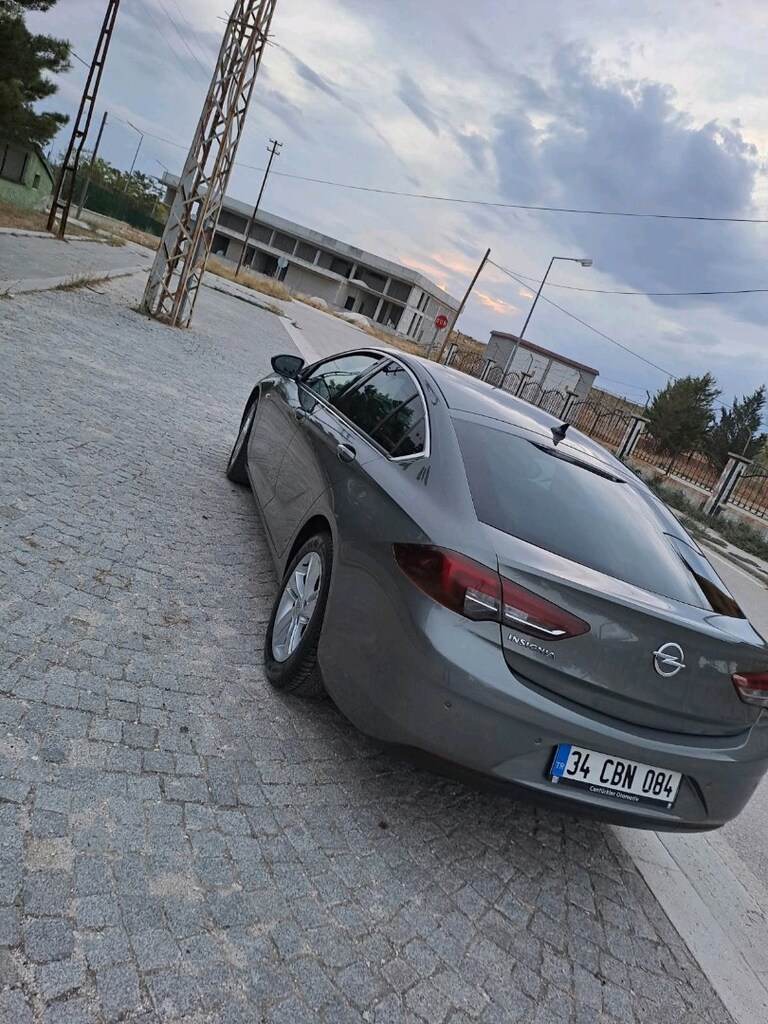 OPEL INSİGNİA - 4