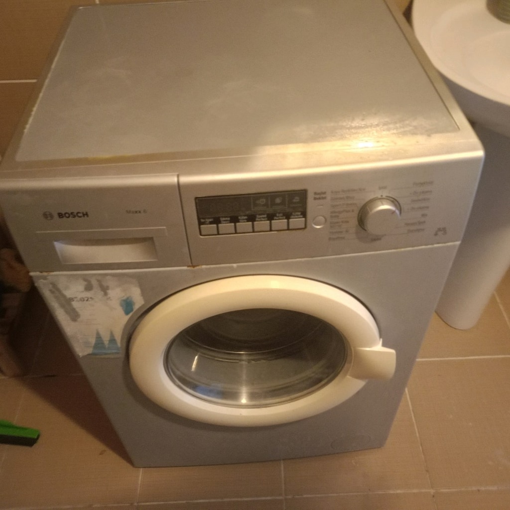 Bosch marka 6 kilo çamaşır makinesi çalışır durumda - 3