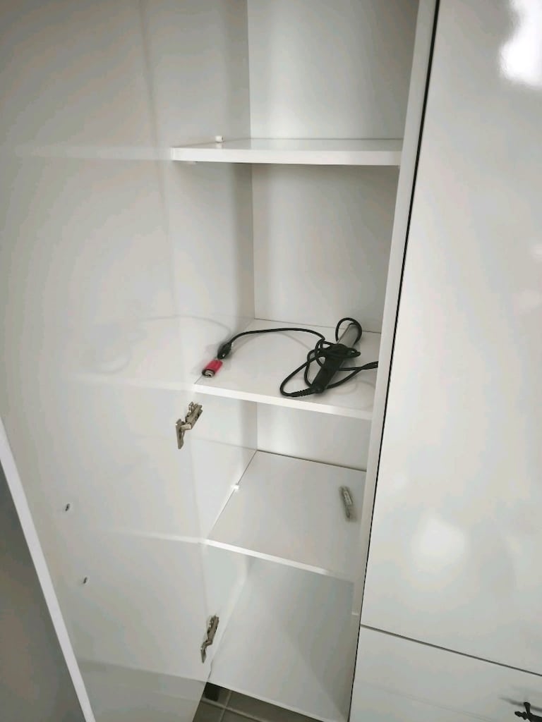 2 adet mevcut 3 kapılı gardrop - 2