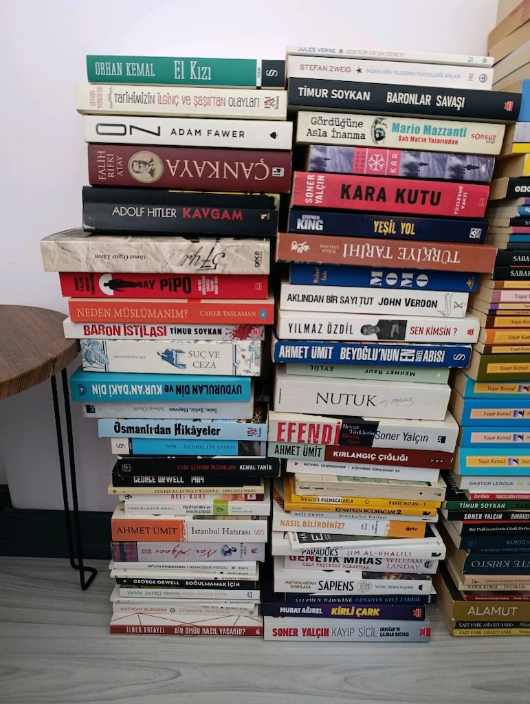 197 kitap roman - kütüphanemi satıyorum - 4