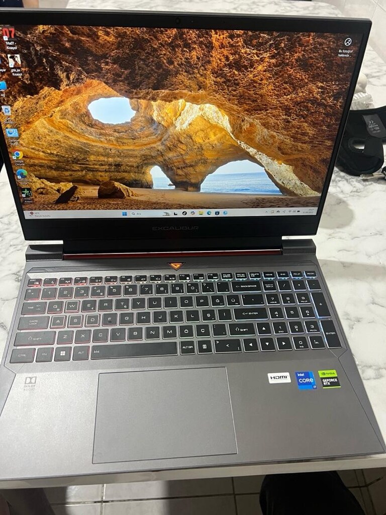 casper excalibur i7
