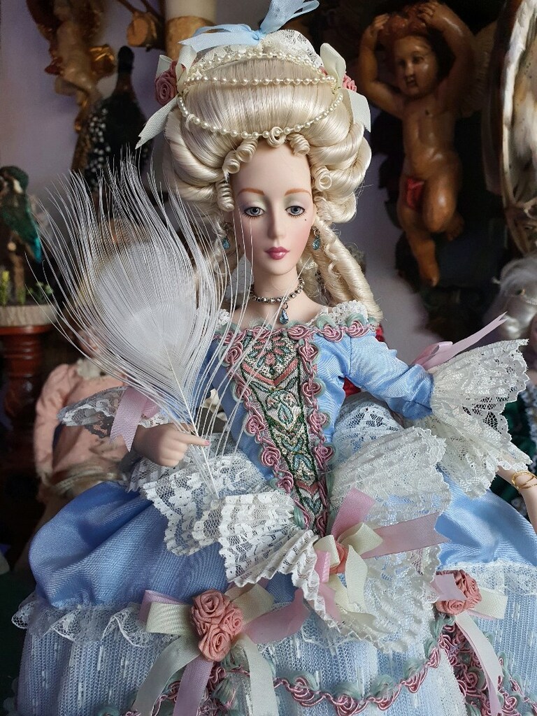 Marie Antoinette porselen bebek damgalı vintage - 3