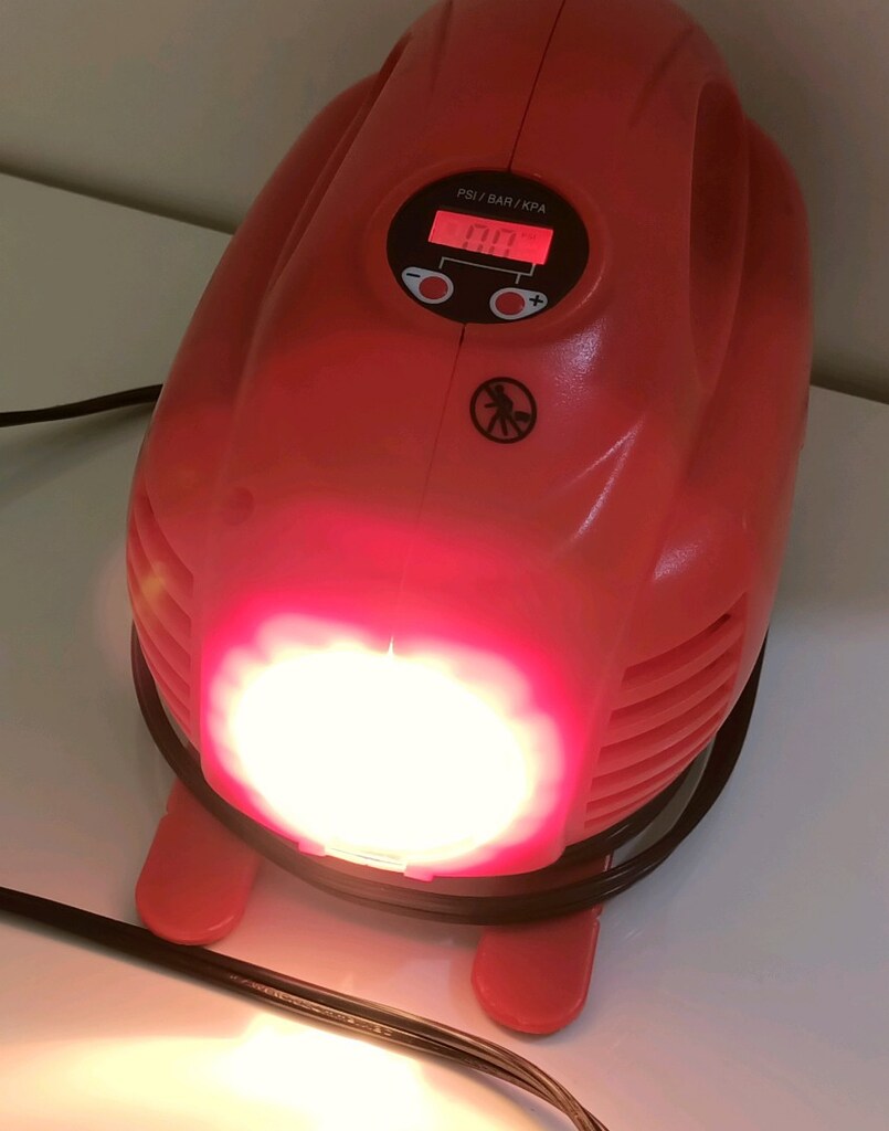 Black Decker Dijital 160PSİ Hava Kompresör Pompa Lastik şişirme fener - 6