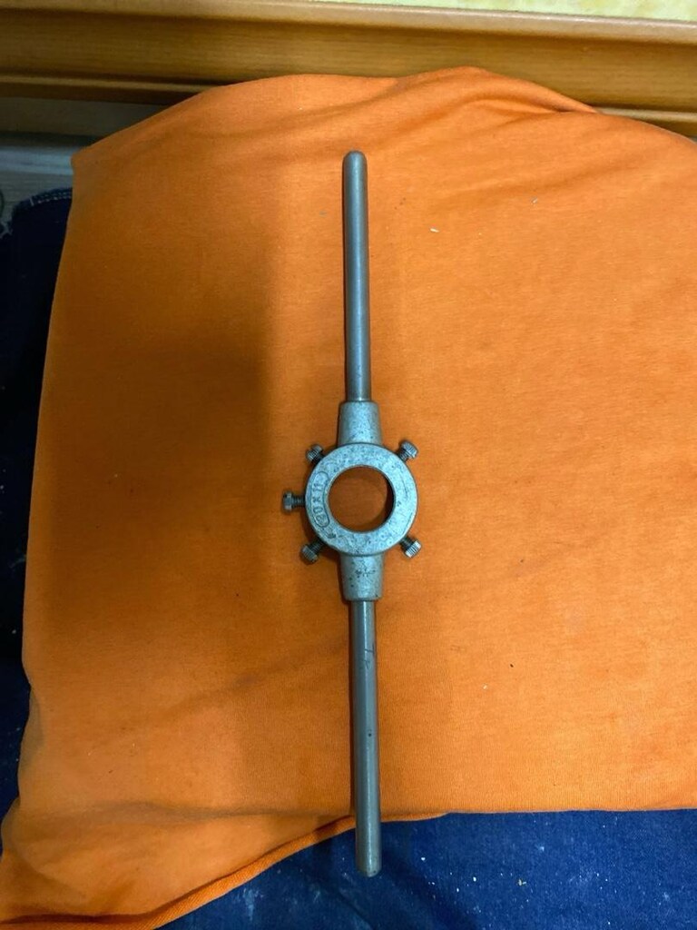 Alman Malı Kaliteli Pafta Kolu 30x11 mm Vida Diş Açma - 2