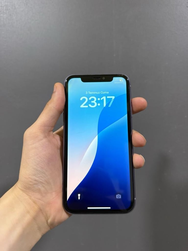 IPHONE 11 64 GB - 3