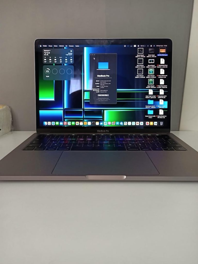 A1706 Macbook Pro Toucbar İ5 İşlemcili - 9