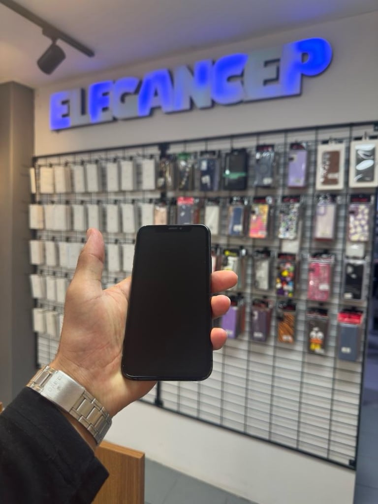 iphone 11 pro - 2