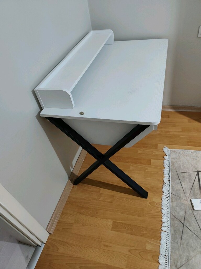 Hiç kullanılmamış çalışma masası - 3
