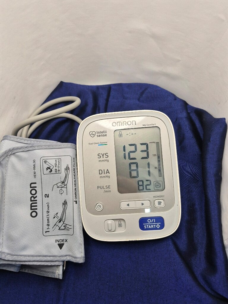 Omron M6 Comfort model tansiyon aleti. Dijital ekranı sayesinde ölçüml - 13