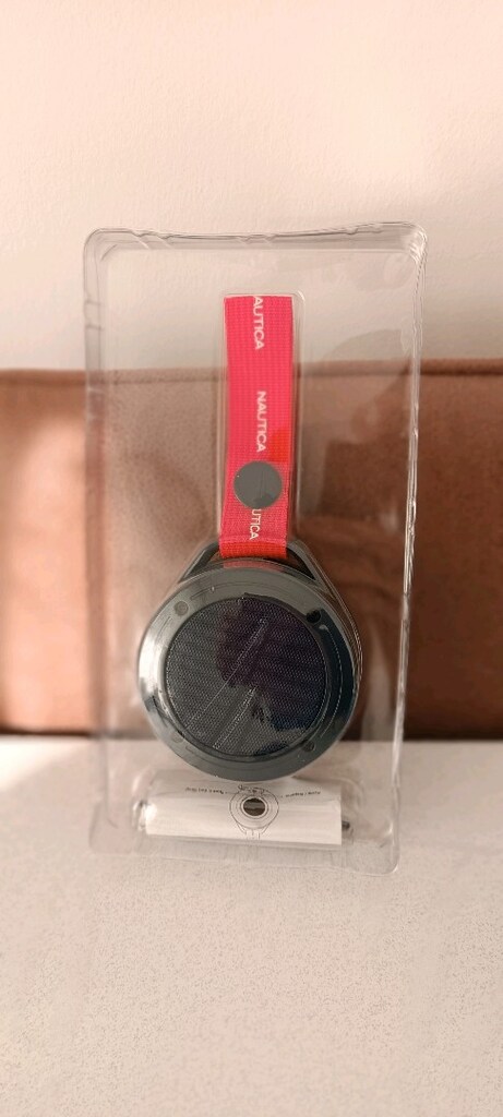 Kompakt Siyah Bluetooth Hoparlör - 2