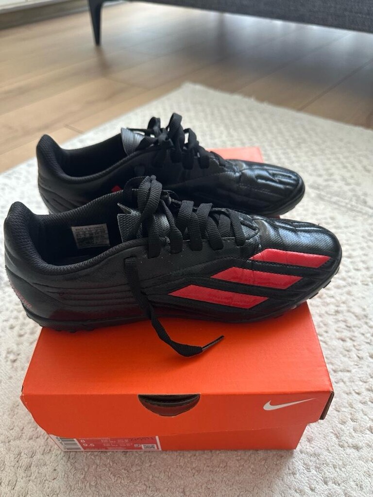 Adidas hali saha ayakkabisi - 2
