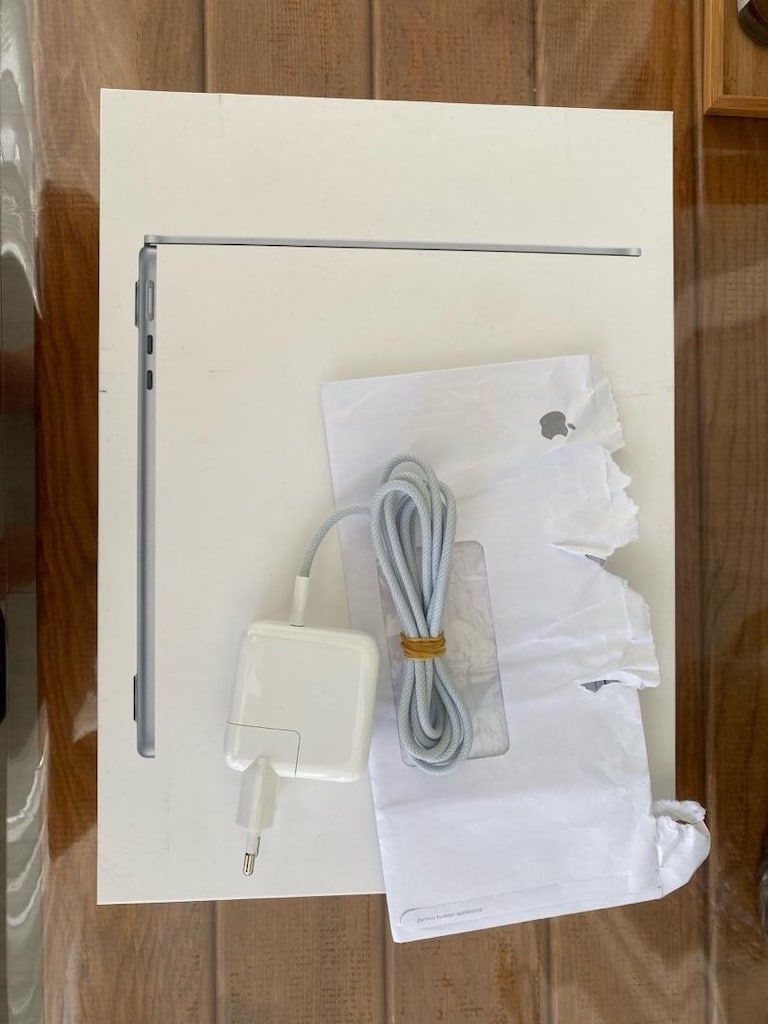 MacBook Air - 3