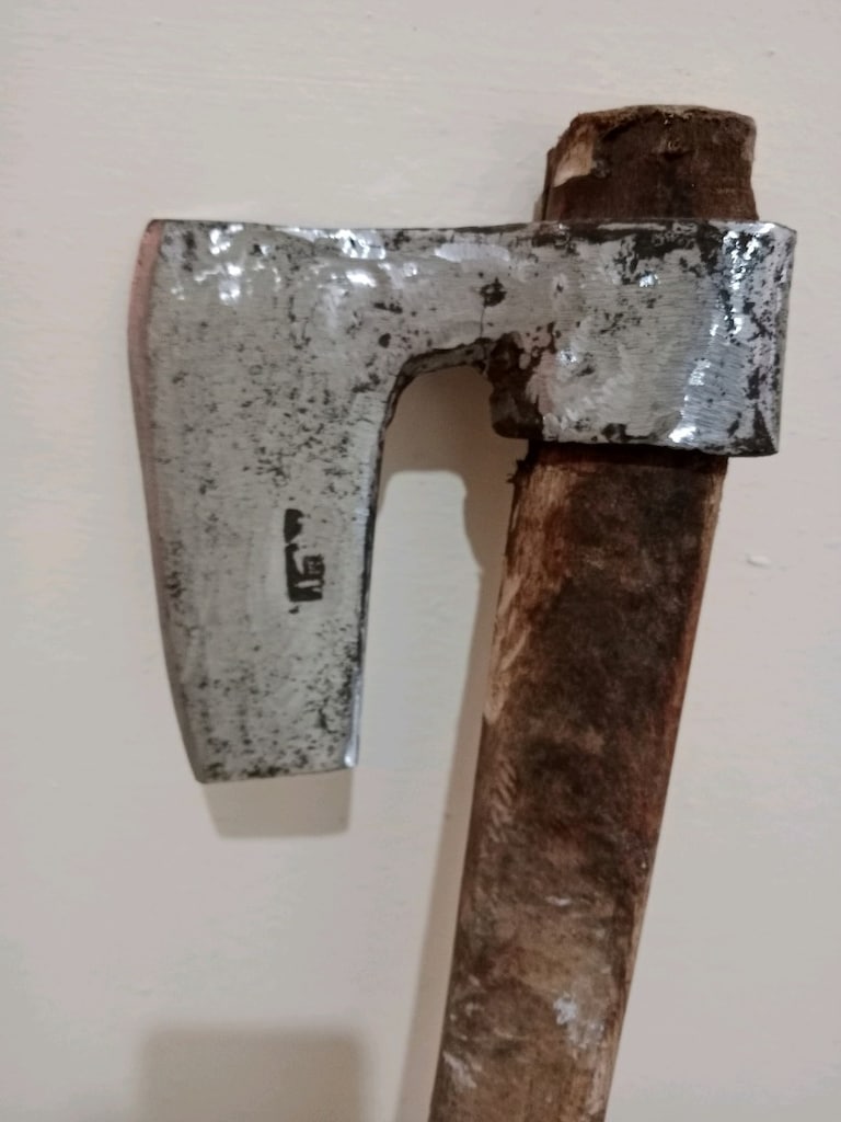 uzun saplı şahane balta - 4