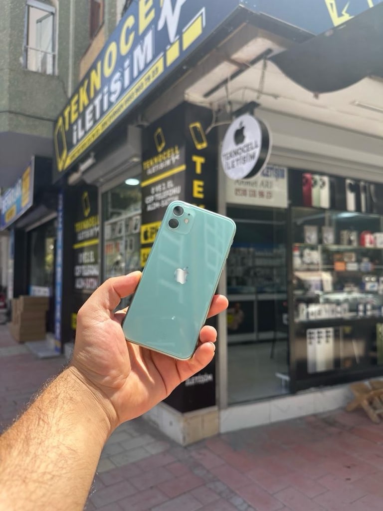 İPHONE 11 HATASIZ 128 GB - 2