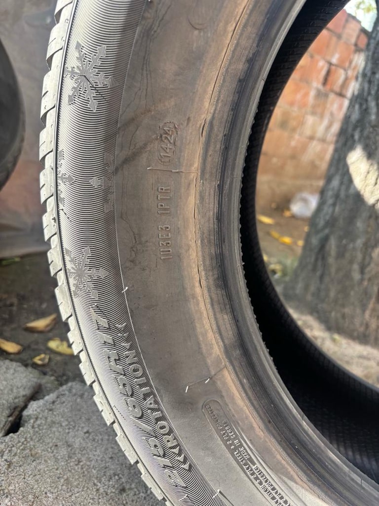 215/65R17 Dört mevsim lastikler 4 adet vardır - 8