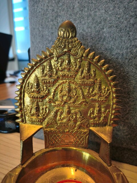 Hindistan Pirinç Hindu Puja Lambası / Dekoratif Pirinç Obje