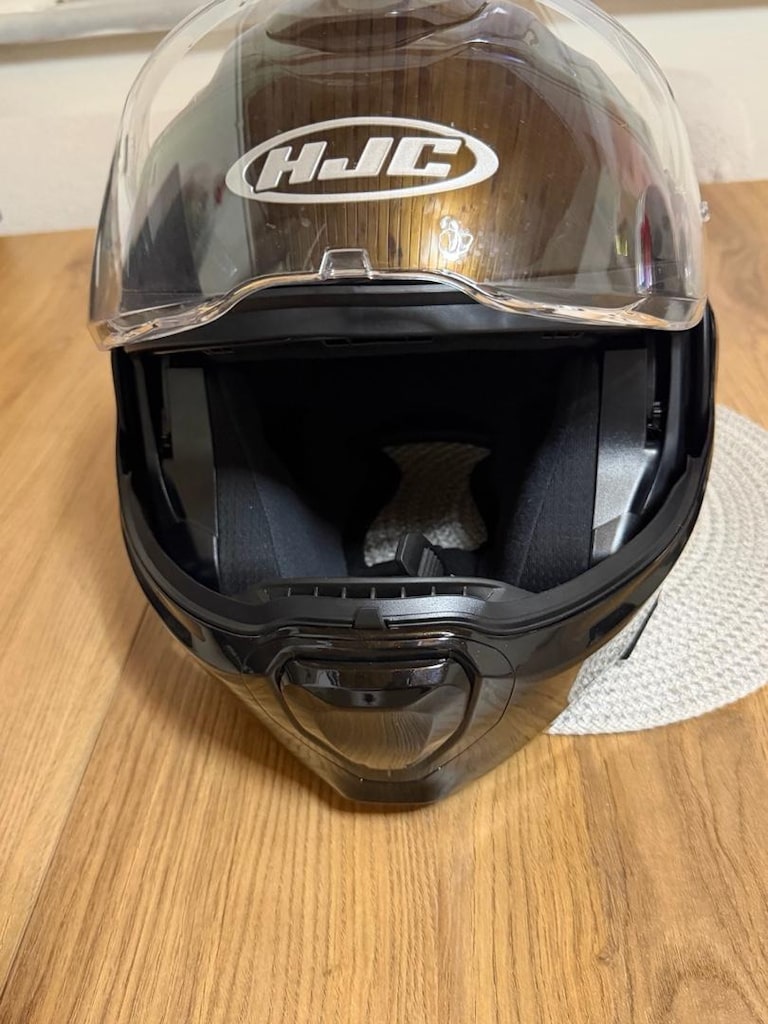 temiz sıfır hjc çene açılır kask - 2