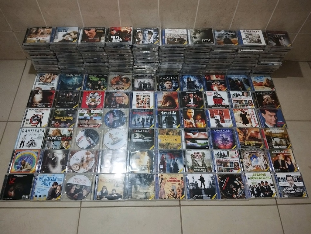 322 adet film cd - 2