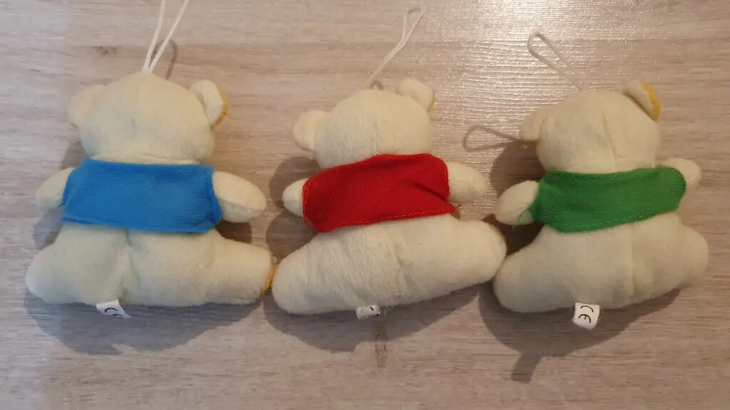 3 tane kücük boy oyuncak ayicik - 2