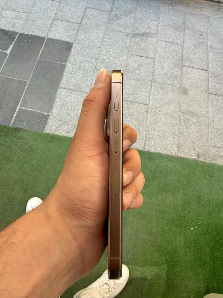 İPhone 16 Pro Yd - 2