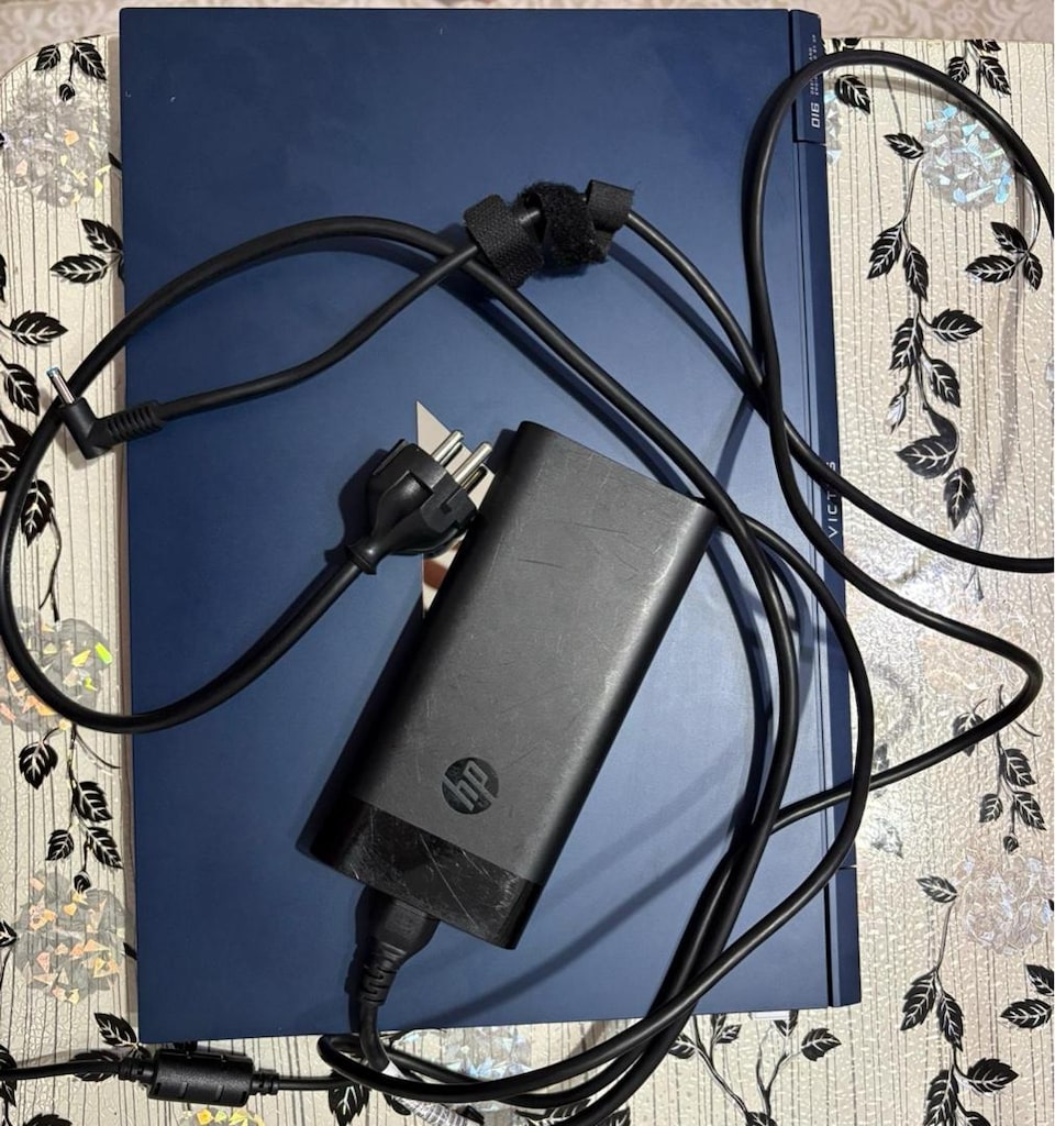HP VİCTUS - 3