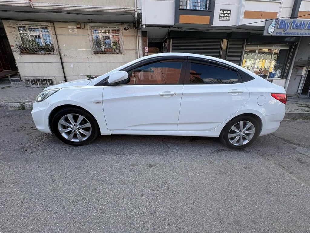 Bakımlı aile aracı arayanlara muayenesi yeni 25.09.2028 - 8