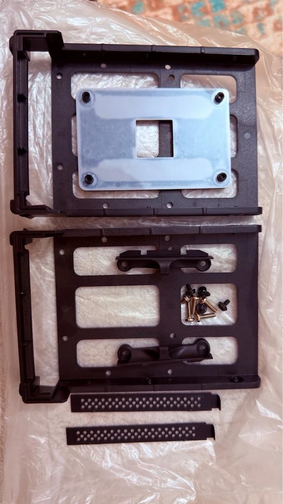 MSI MAG FORCE 112R KASA - 14