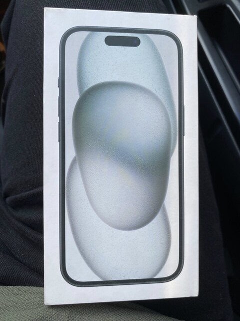 iPhone 15 Siyah 128 GB TR YURT İÇİ SIFIR KAPALI KUTU 2 SENE GARANTİLİ
