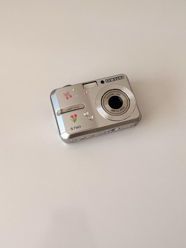 Samsung S760 Dijital Fotoğraf Makinesi - 2