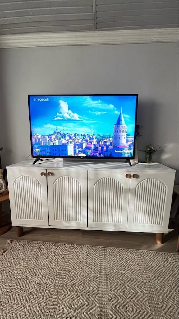 4 kapaklı Tv ünitesi - 2