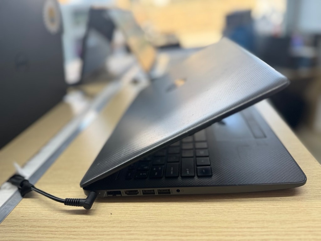 HP İ5 1035G1 İŞLEMCİ | 8GB RAM | 256GB SSD - 5
