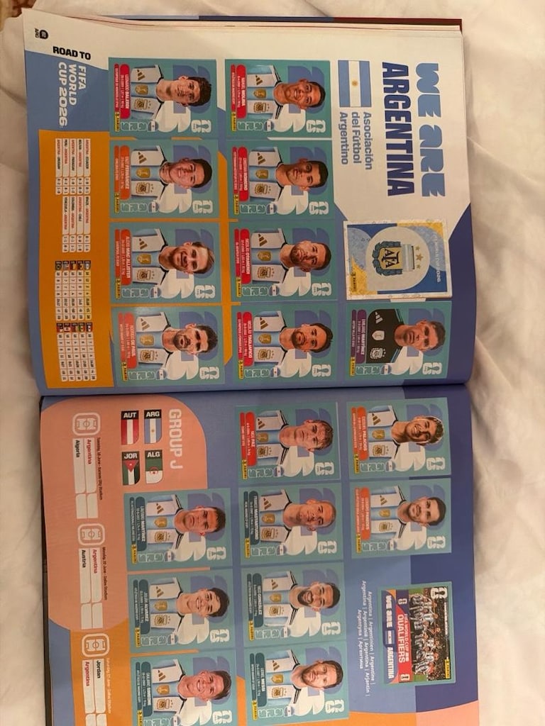 Panini World Cup 2026 Tamamlanmis dergi sert kapakli dunya kupasi