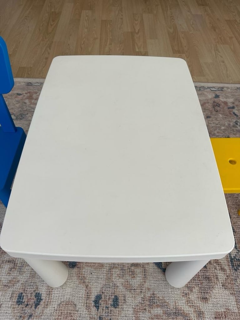IKEA MAMMUT Çocuk Masa + Sandalye | UTTER Tabure HEDİYE - 2