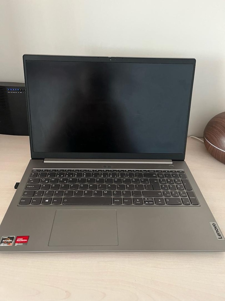 Lenovo 15G3 Dizüstü Bilgisayar - 2