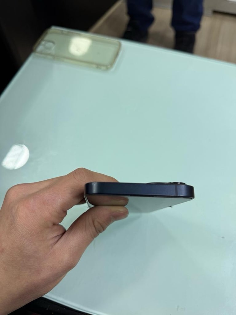 ACİL 12AYLIK ÇİZİKSİZ İPHONE 13 - 8