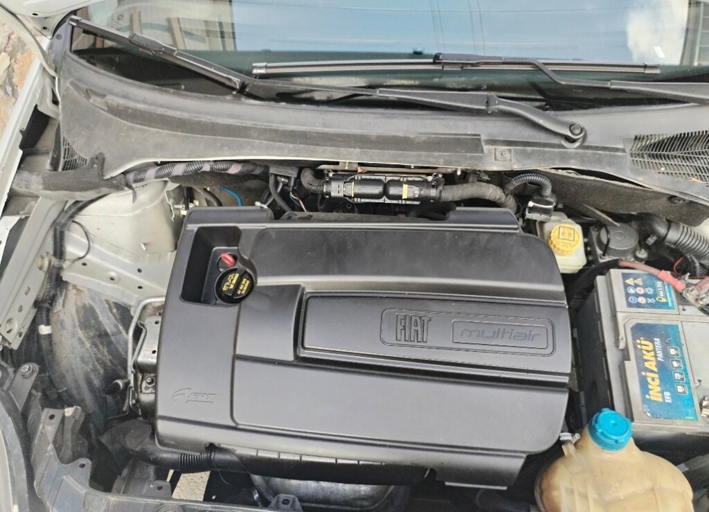 2011 model punto evo dnamic 16v motor yeni kasa sanroof - 6