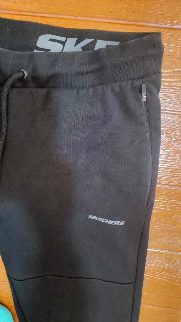 #Skechers ünlü marka erkek eşofman..Ayak ucu az ezilmiş.. - 3