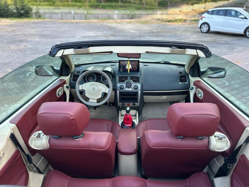 Renault Cabriolet - 7
