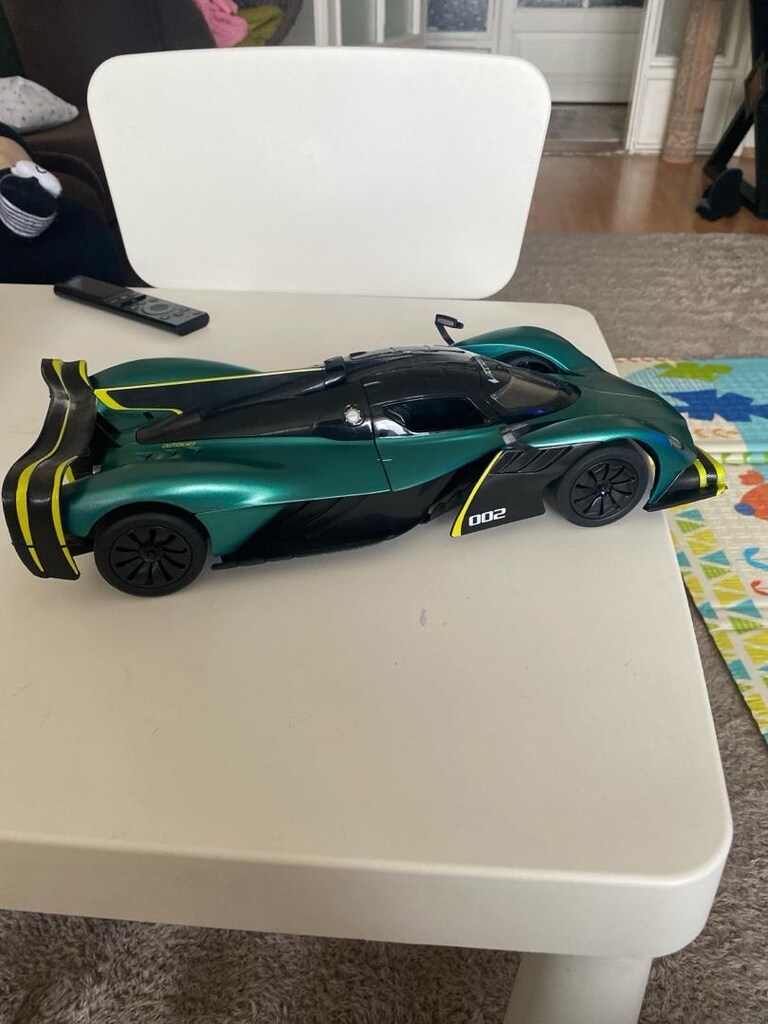 uzaktan kumandali aston martin - 4