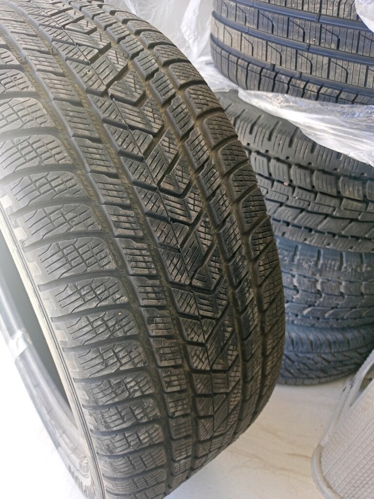 275 45 R21 Pirelli kışlık lastik - 2